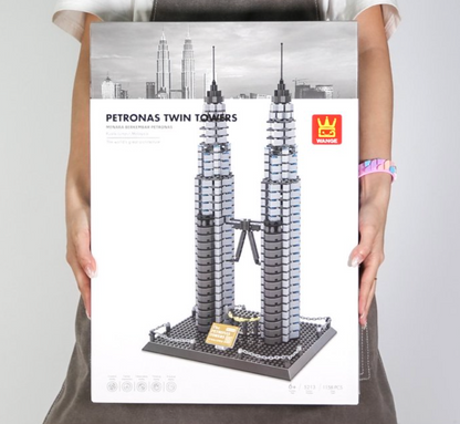 Petronas Twin Towers Kuala Lumpur brick building set product box with completed model on front